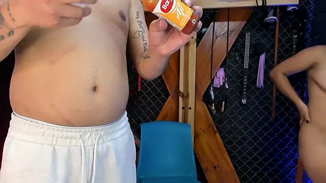 XXX chat uživo modela Arleth_bdsm