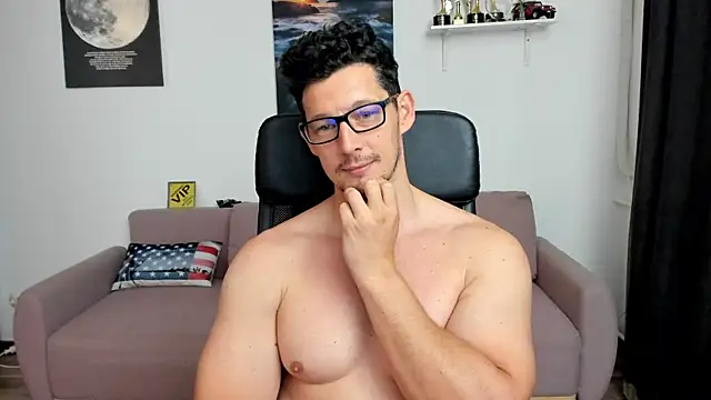 BrutusK08 Chat XXX in diretta