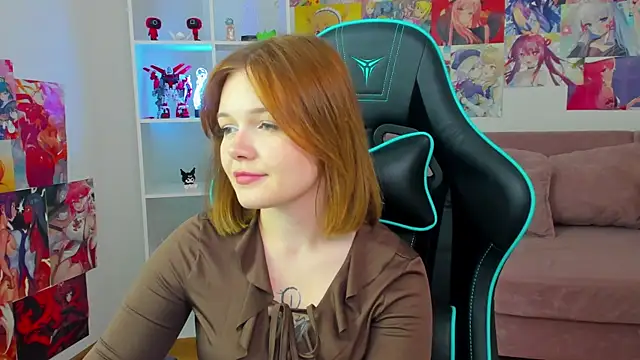 ElinaVale Chat XXX in diretta