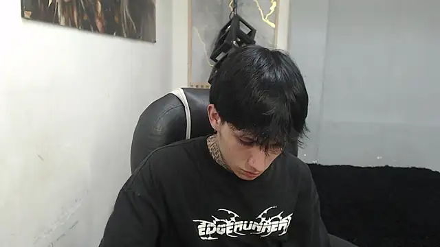Cry_thereal Live XXX-Chat