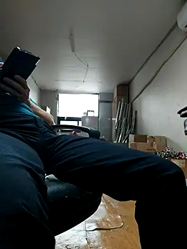 zxc9090zxc's Live XXX Chat