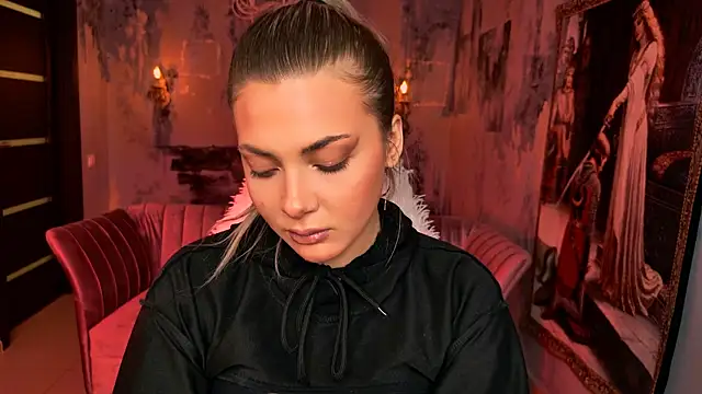HyileyClark's Live XXX Chat