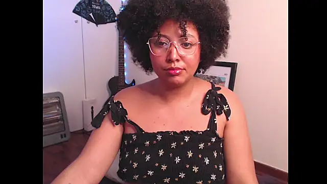 michell_bling1's Live XXX Chat