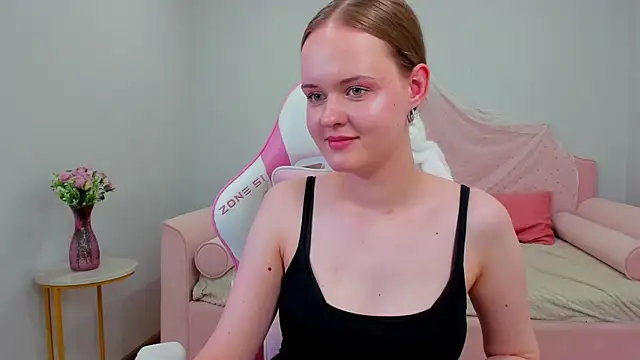 Chatroom XXX en direct de AdaRune