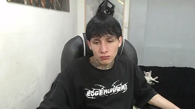 Cry_thereal 现场XXX聊天