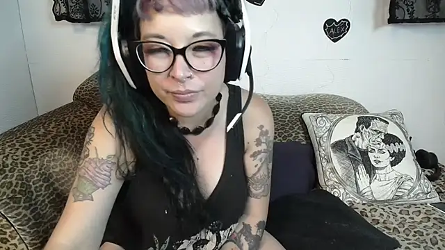 XXX chat uživo modela Missy-Dee