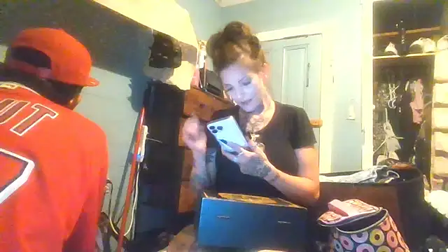 allymoon1369 Chat XXX live
