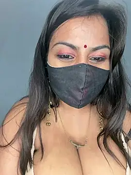 hot8178 লাইভ XXX চ্যাট