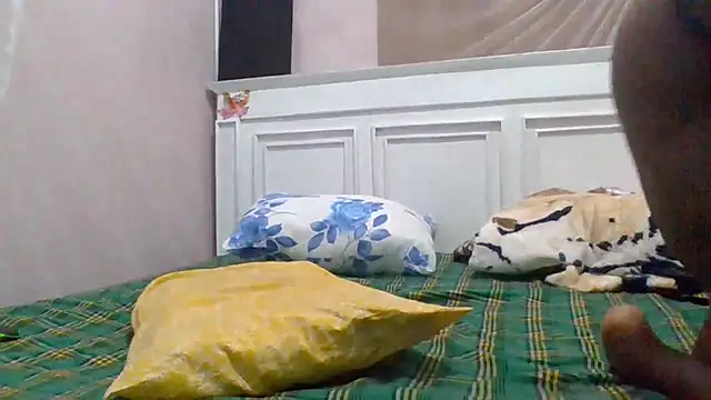 sweet-fancy Adlı Modelin Canlı XXX Sohbeti