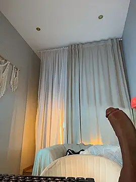Tattitude_ Live XXX-chat