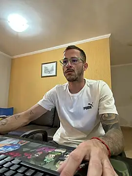 Chat +18 de MeladoDiMel ao vivo