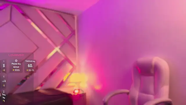 Mia_Pembroke_ Live XXX-Chat