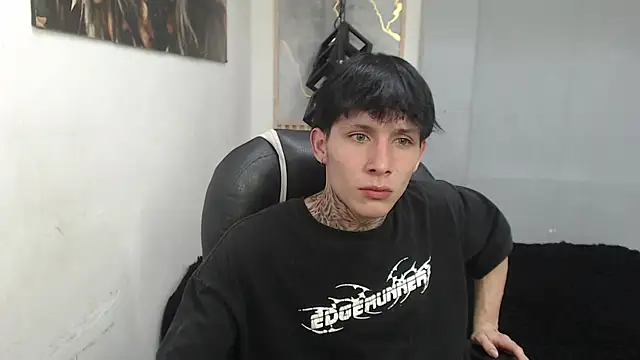 Онлайн чат XXX Cry_thereal