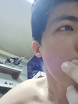GayBotSG 即時 XXX 聊天