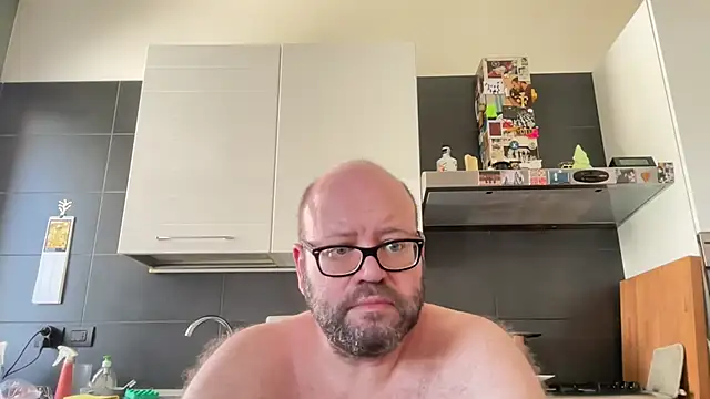 Živý XXX chat theitalianbear