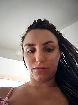 Izabella_Bella Chat XXX live