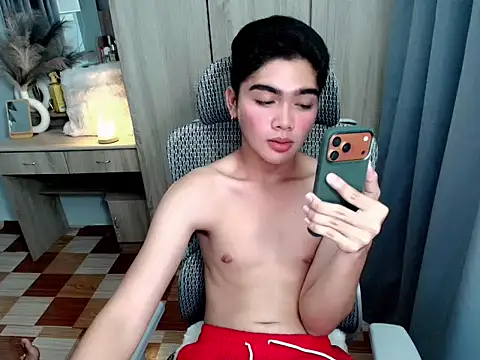 Chatroom XXX en direct de ItsKenny