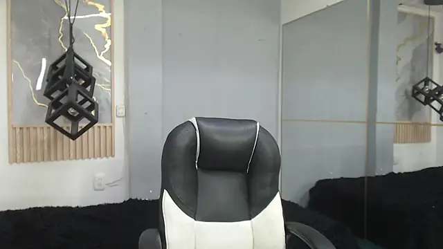 Cry_thereal's Live XXX Chat