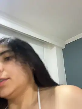 Czat XXX na żywo – danna-_roouss