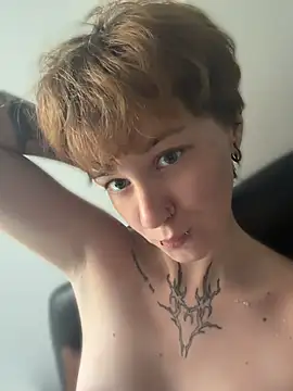 IceMur Adlı Modelin Canlı XXX Sohbeti