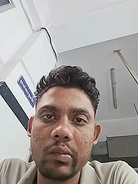 XXX chat uživo modela ProperCoach18
