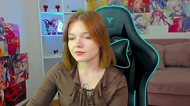 ElinaVale Chat XXX in diretta