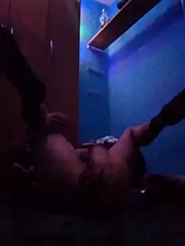 PeytonSlambottom: διαδικτυακό σόου στην κάμερα