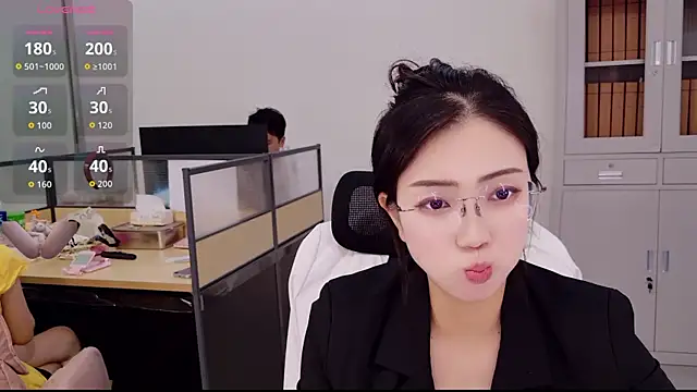 yangyang-777 – Live XXX-chat