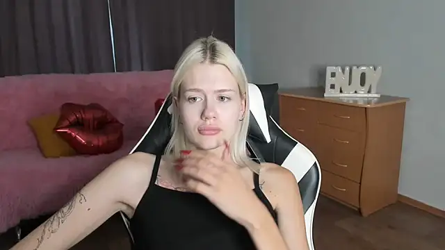 BlondyLedy Live XXX Chat