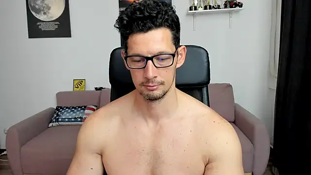 BrutusK08 라이브 XXX 채팅
