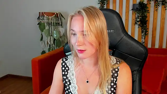 Czat XXX na żywo – ElaraVoltage