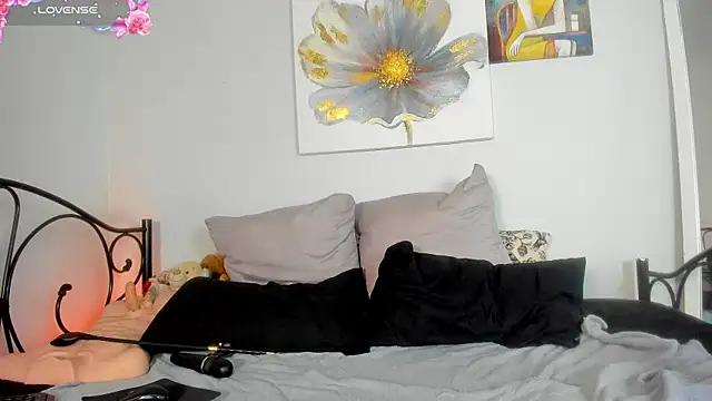 ChelseaQuinn live XXX chat