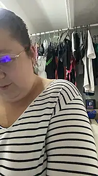 Chloee_Peach: απευθείας συνομιλία ΧΧΧ