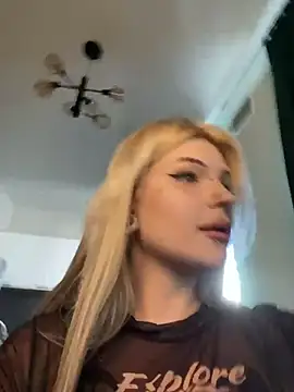 Chat XXX ao vivo de DriveThruCiri