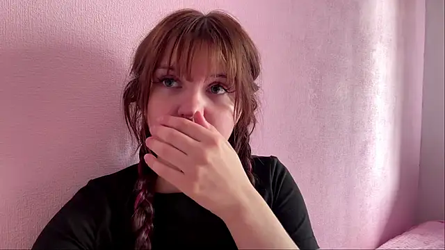 pinedell Chat XXX live