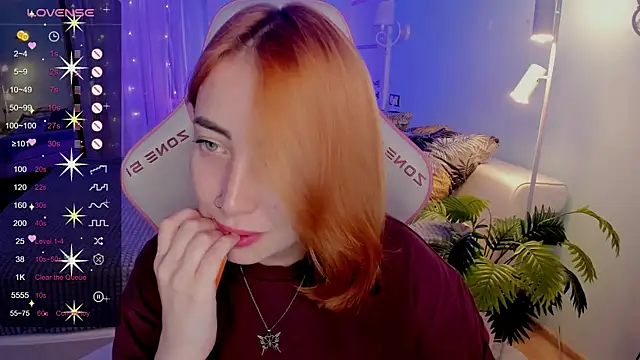 deboramoore Chat XXX live