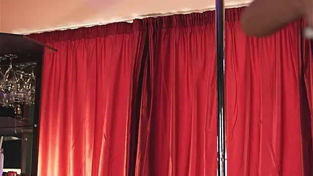 Chat +18 de LuxenNoir ao vivo