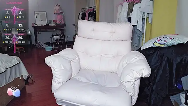 Mia-i Chat XXX live