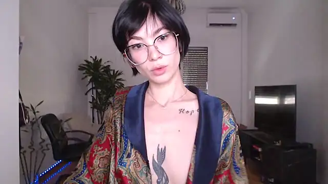 Marley_Queen Chat XXX live