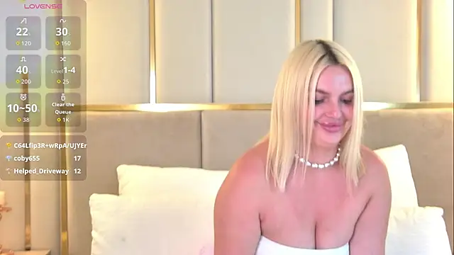 LucyMilne Chat XXX live