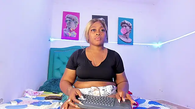 Lilybaudinx96's Live XXX Chat