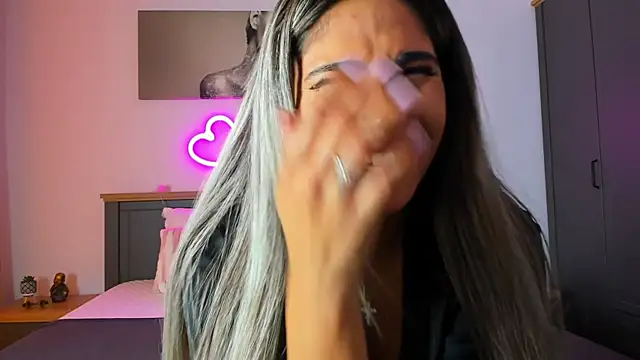 babybluesin Chat XXX live