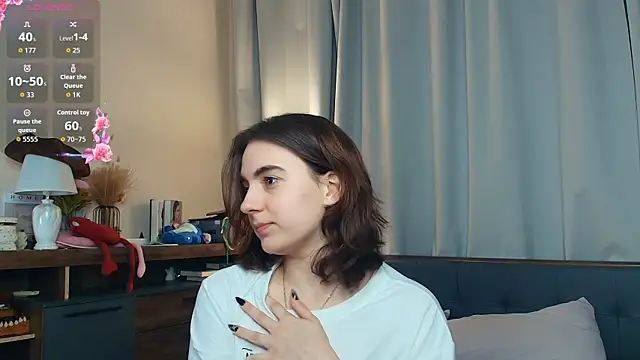 DracosMoon Adlı Modelin Canlı XXX Sohbeti