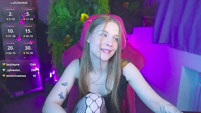 Онлайн чат XXX CuteMousee