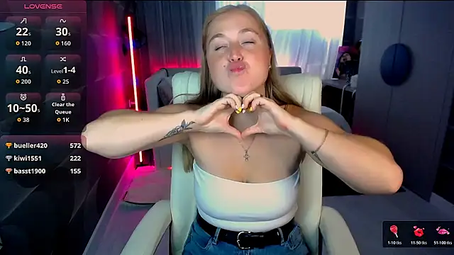 Kate_Moan Chat XXX live