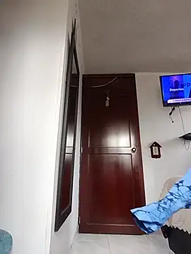 Czat XXX na żywo – maynor_1998