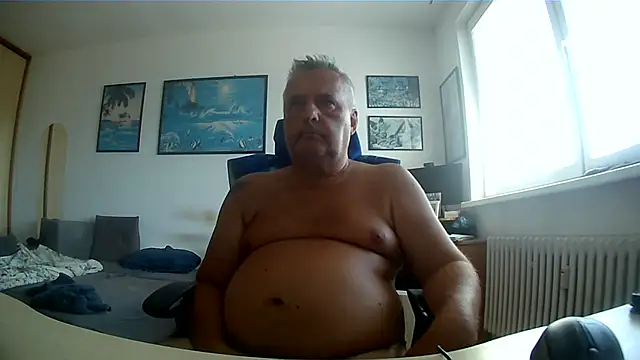 Robert_SK1's Live XXX Chat