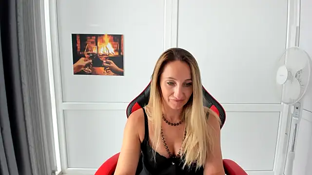 LilyDreamm: απευθείας συνομιλία ΧΧΧ