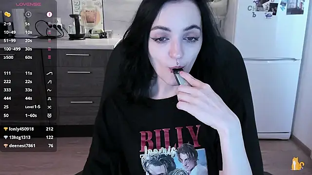 צ'אט XXX בשידור חי של lina__tyaaan