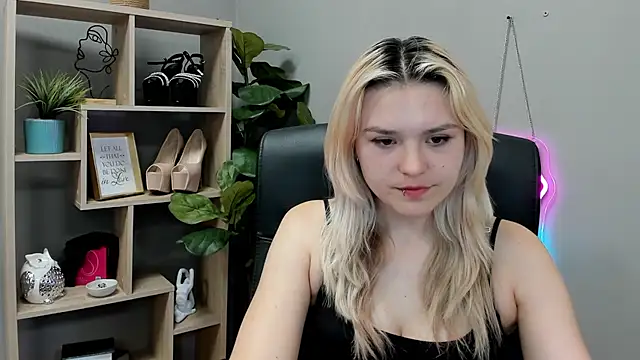 SweetLilyxo Chat XXX in diretta